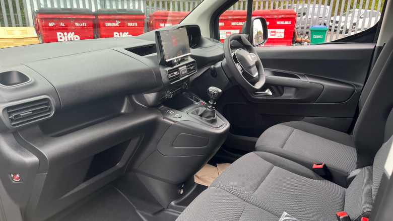 Peugeot Partner Long Diesel 1.5 BlueHDi 100 Professional Plus Van